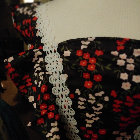 Midi dress - Picture 4 of 4